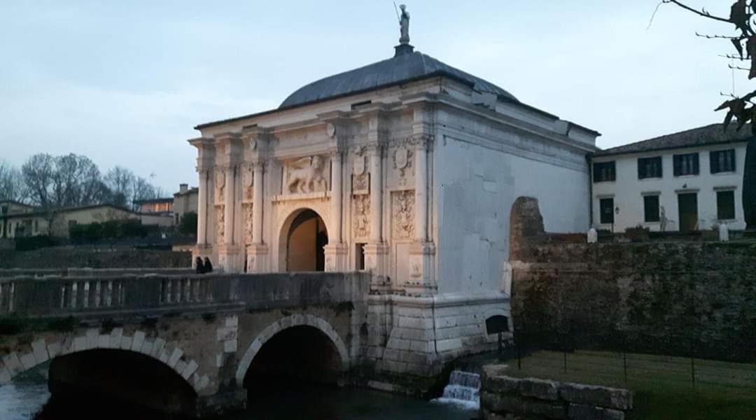 La Petite Maison Treviso Exteriör bild